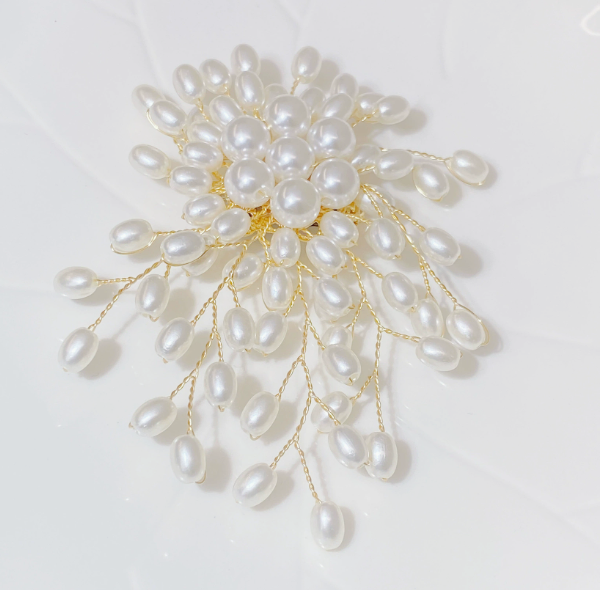 [MonoGleam] Pearl Blossom Floral Brooch - Elegant Sterling Silver Design