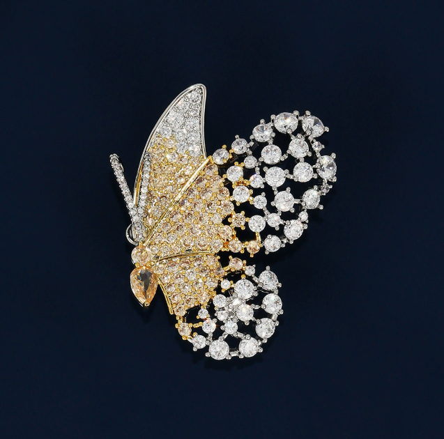 [MonoGleam] Butterfly Elegance Brooch